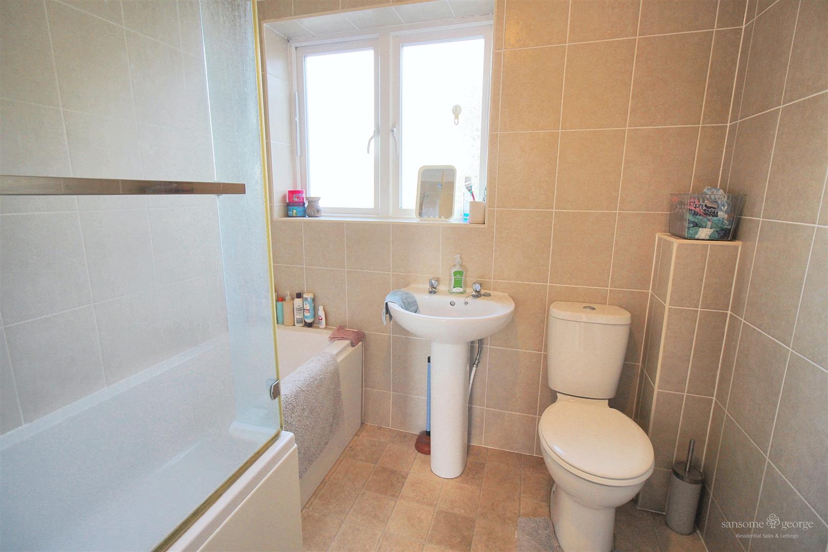 Embrook Way, Calcot, Reading